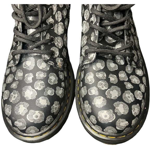 Dr. Martens- Black and Silver w/Glitter- Kids size 2- EUC Like New - Picture 4 of 7